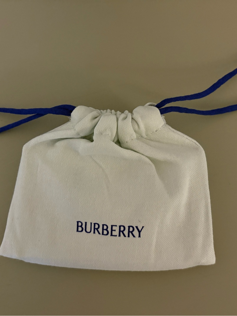 New! Burberry card holder - Picture 5 of 9